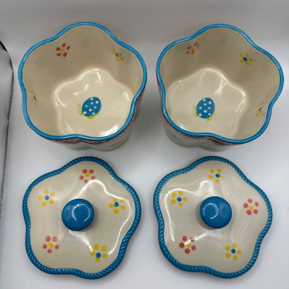 Temp-tations by Tara set of 2 retired “Old World” Easter  10 oz covered dishes - Picture 2 of 6